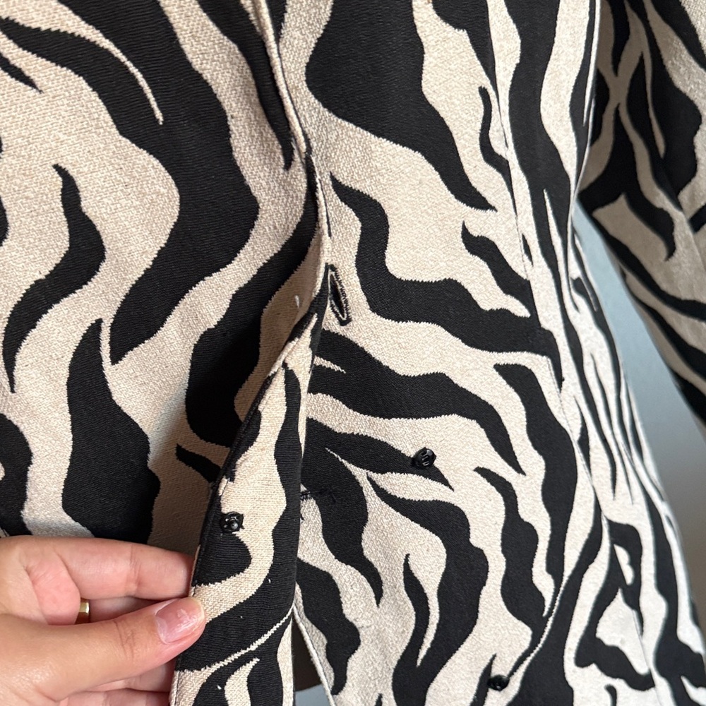 Zebra Print Faux Fur Collar Coat - Picture 3 of 9